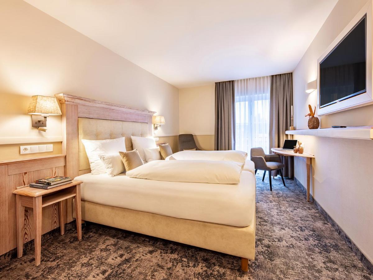 Landgasthof Hotel Gentner Нюрнберг Экстерьер фото