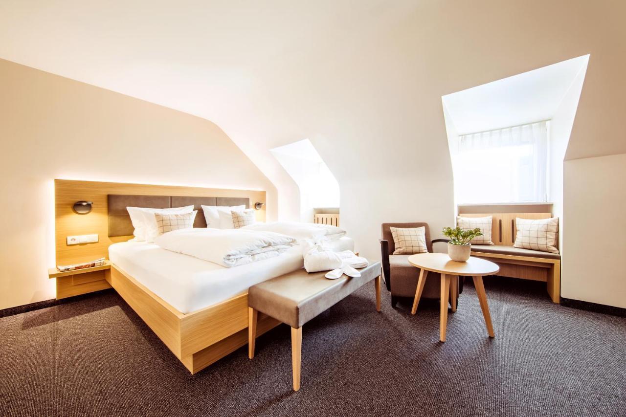 Landgasthof Hotel Gentner Нюрнберг Экстерьер фото